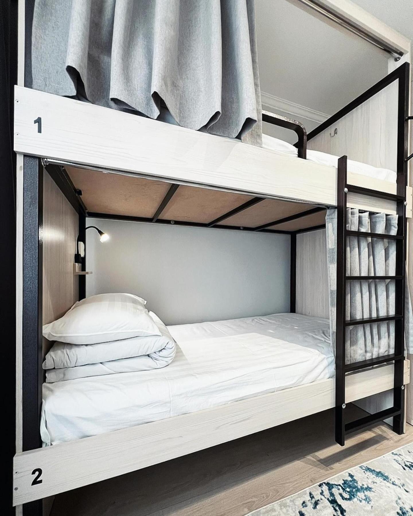 Compass Hostel Biškek Exteriér fotografie